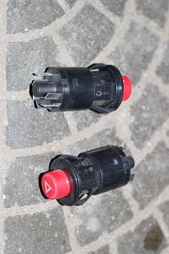 ВЫКЛЮЧАТЕЛЬ АВАРИЙНЫЙ 245.3710 (6 контакт.) 3303.6-3710040