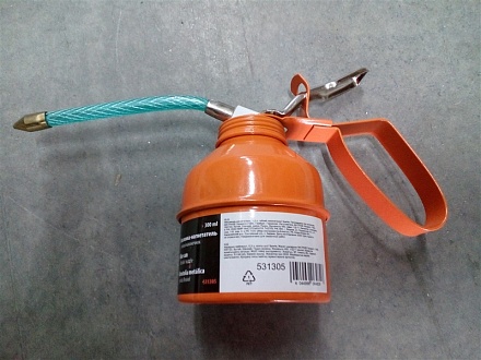 Масленка-нагнетатель 0,3л. с гибким наконечником (531305)