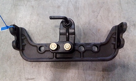 Поперечина приц.устр-ва в сб. с вилкой МТЗ-80 80-4605025 (аналог)