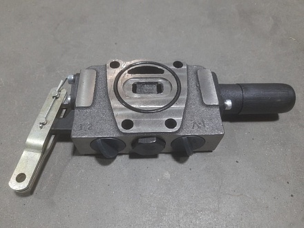 Секция гидрораспределителя РП-70-8-0 (без фиксации)  (Гомель)