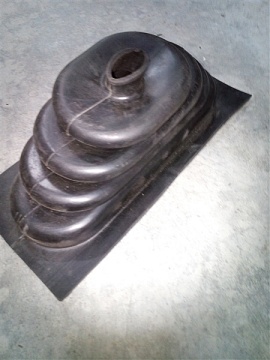 Кожух 700А.00.67.107-1 рычага КПП (пыльник)