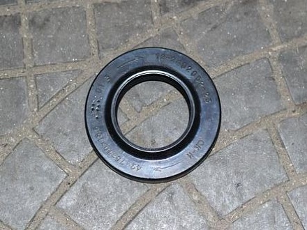 САЛЬНИК ХВОСТОВИКА РЕДУКТОР. 42х75х10х15.5 12-2402052