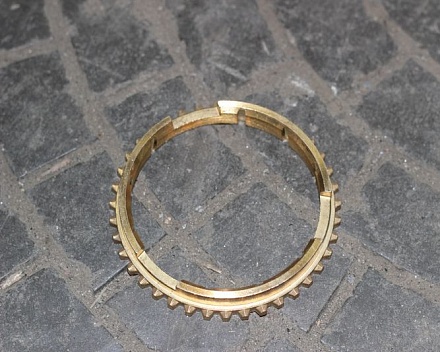 КОЛЬЦО СИНХРОНИЗАТОРА н/о завод 469-1701164