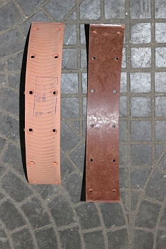 НАКЛАДКА ТОРМОЗНАЯ ДЛИН. УАЗ (сверленая) 20-3501105