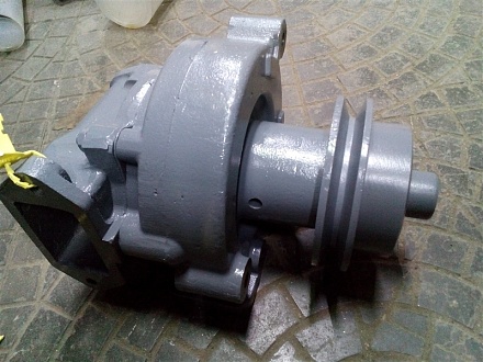 Насос водяной 236-1307010-Б2 (ЯЗТО)