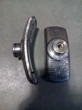 Колодка тормозная К-700  700.17.01.417-1 КПП белая с проточкой под кольцо