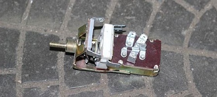 ПЕРЕКЛЮЧАТЕЛЬ СВЕТА 41.3709 под фишку 41.3709