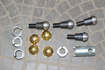 РЕМ. КОМПЛ. ШКВОРНЯ  Хантер с тавотницей (латун. вкладыш) (4 шт)