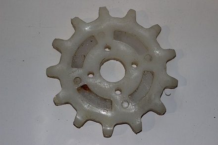 Звездочка МНС 02.001 нижняя.картофелесажалки Л-201/202/207 (Z=13)