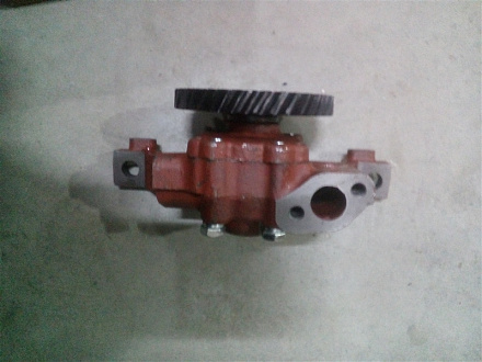 Насос масляный Д-240   240-1403010-А  z=36 (аналог)