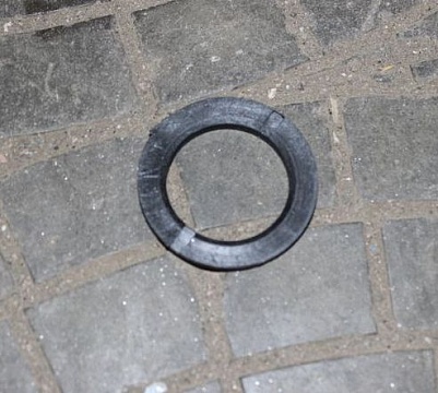 ШАЙБА УПОРНАЯ ШРУСа УАЗ (пластм.) 3741-2304024