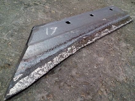 Лемех ПЛЖ-31702 наплавленный (АЛМАЗ) (из лемешной полосы)