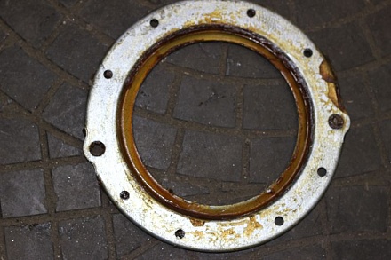 ОБОЙМА САЛЬНИКА ПОВ. КУЛАКА  наруж. 452-2304056-02