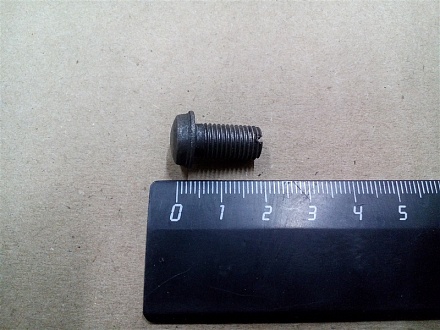 БОЛТ ЛАПКИ СЦЕПЛЕНИЯ 11-7575