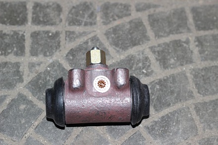 ЦИЛИНДР ТОРМ. ЗАДН. УАЗ ф32мм  (саморазвод. под трубку d 10) 3151-3502040