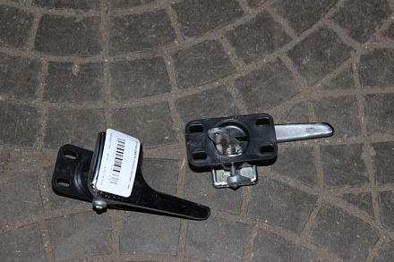 РУЧКА ДВЕРИ Патриот внутрен. лев. 3162-6105181