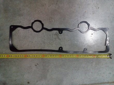 Прокладка крышки клапанов Д-240/Д-245 (ниж)  240-1003108 (резина)