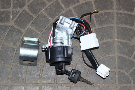 ЗАМОК ЗАЖИГАНИЯ УАЗ-ЛЮКС (завод.) 31519-3704005