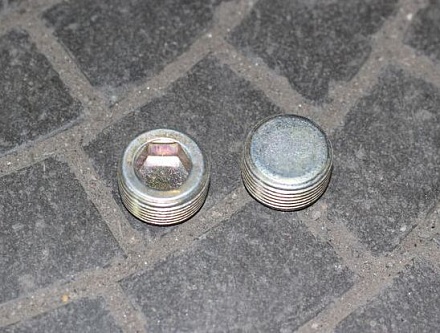 ПРОБКА СЛИВНАЯ 3160 (22х1,5) 43253