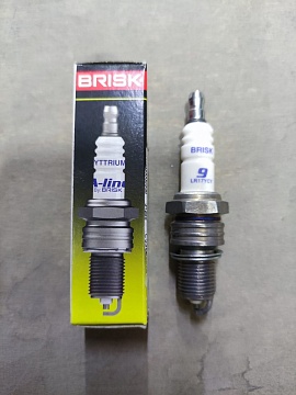 Свеча зажигания BRISK  LR 17 YCY/9  дв.406,405,409 "A-Line 9" ( поштучно)