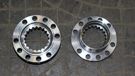 ФЛАНЕЦ СТУПИЦЫ пер. вед. мост УАЗ-452/469 (452-2304091)