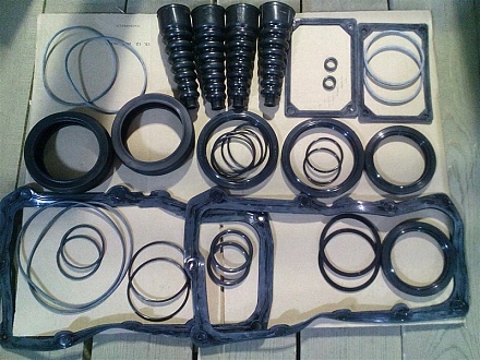 Рем. к-т зад.моста, кон. перед. ДТ-75 (полный с чехлами)  (1868)