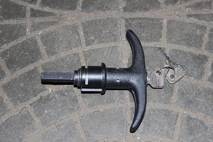 РУЧКА ЗАДН. ДВЕРИ 452 452-6323130