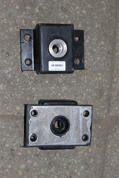 Амортизатор двиг.  АКСС-400М К-700  700.00.10.020