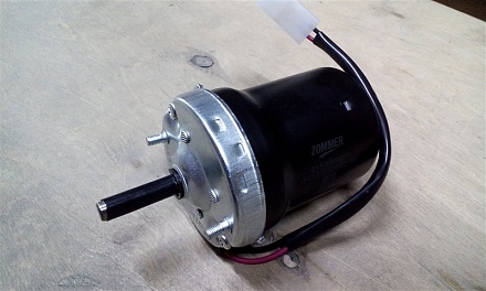 Мотор отопителя ГАЗ-66,3308,3309 (24 В) (МЭ237) (ZOMMER), 211-3780010