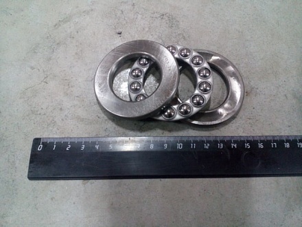 Подшипник 8208