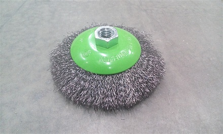 Щетка для УШМ "тарелка" 125мм, М14, витая проволока (746167)