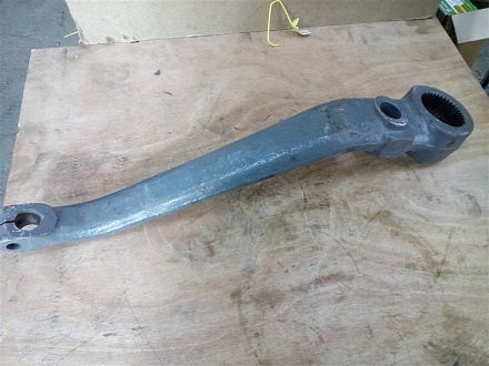 Рычаг подъемный левый Т-151  150.56.151А