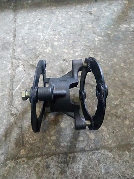 Привод ТНВД А-01 (крестовина с пластинами в сб.)