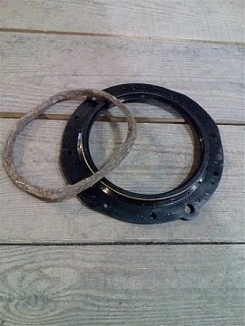 МАНЖЕТА ПОВ. КУЛАКА 3160 (сальник,войл.пружин.) к- 3160-2304052