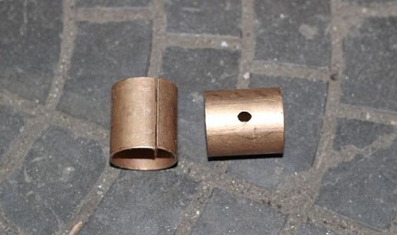 ВТУЛКА ШАТУНА 21-1004052